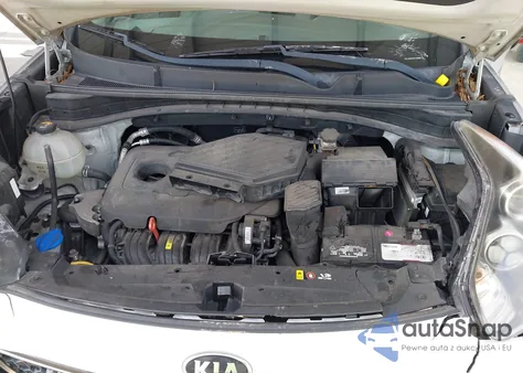 2019 Kia Sportage Lx z USA, uszkodzony, nr VIN KNDPM3AC5K7498428